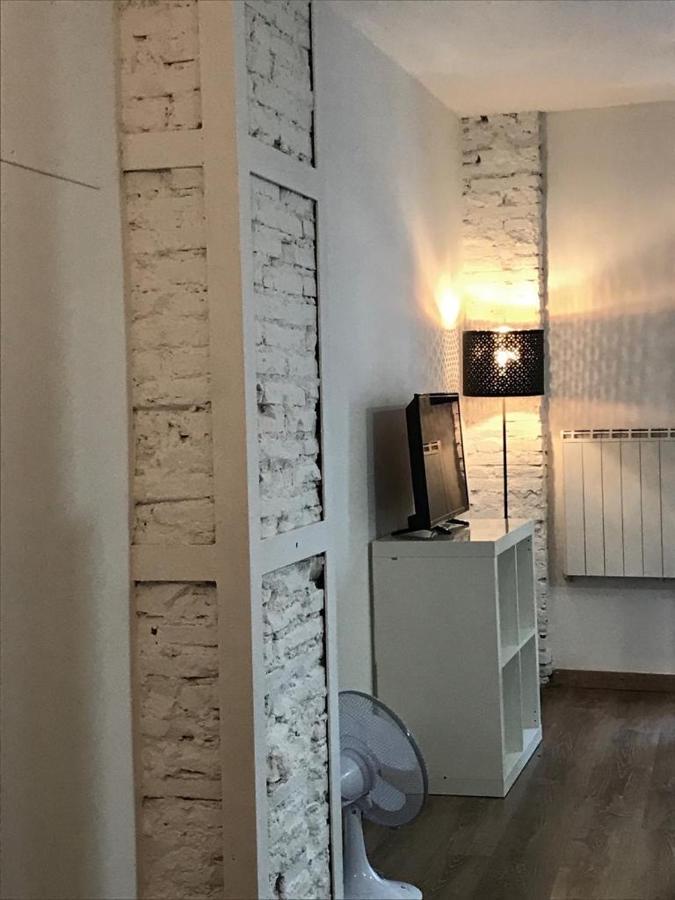 Apartamento Casa Latre Lägenhet Barbastro Exteriör bild