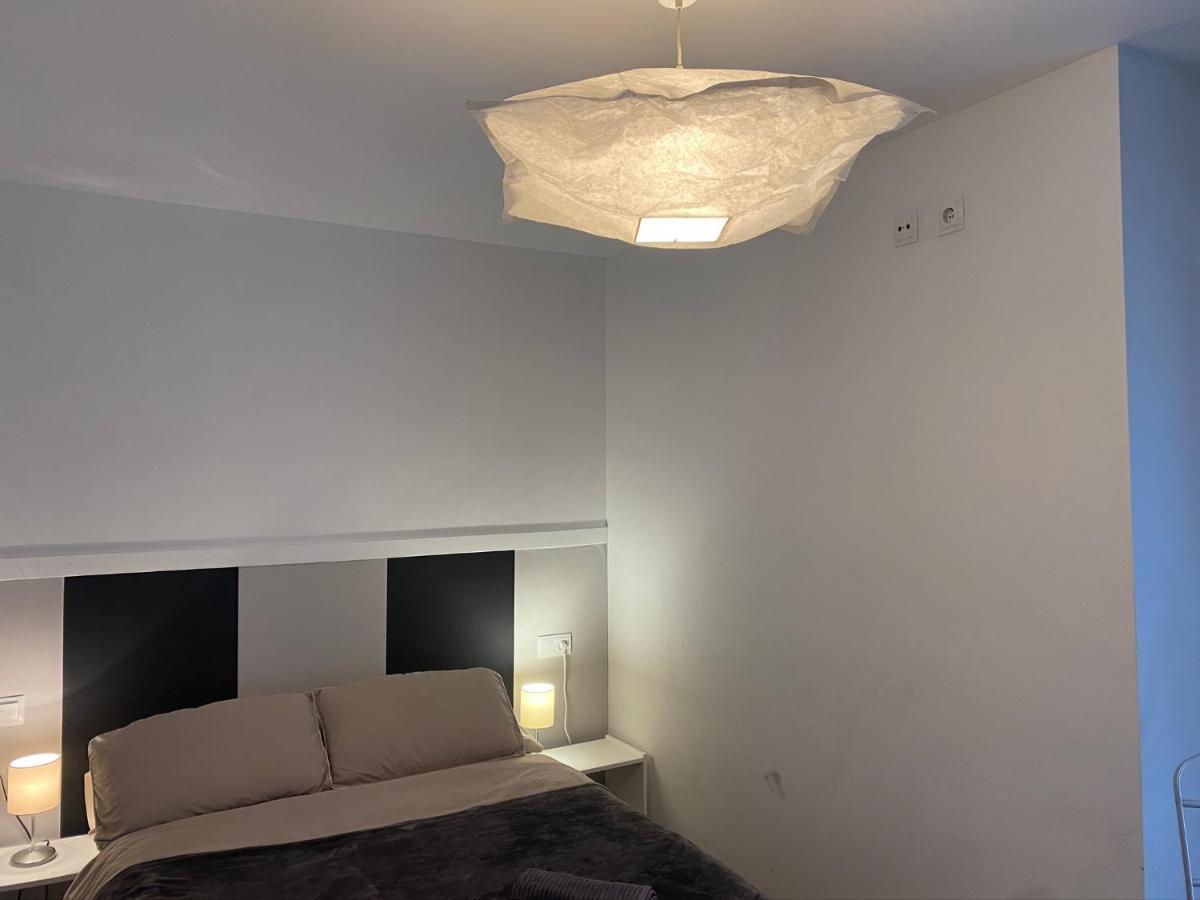 Apartamento Casa Latre Lägenhet Barbastro Exteriör bild